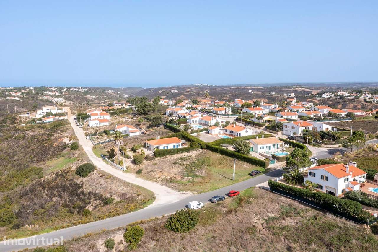 LOTE URBANO NO VALE DA TELHA - Grande imagem: 3/9