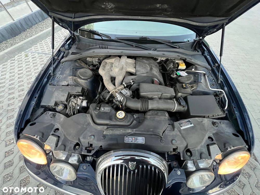 Jaguar S-Type 2.5 V6 Sport - 27