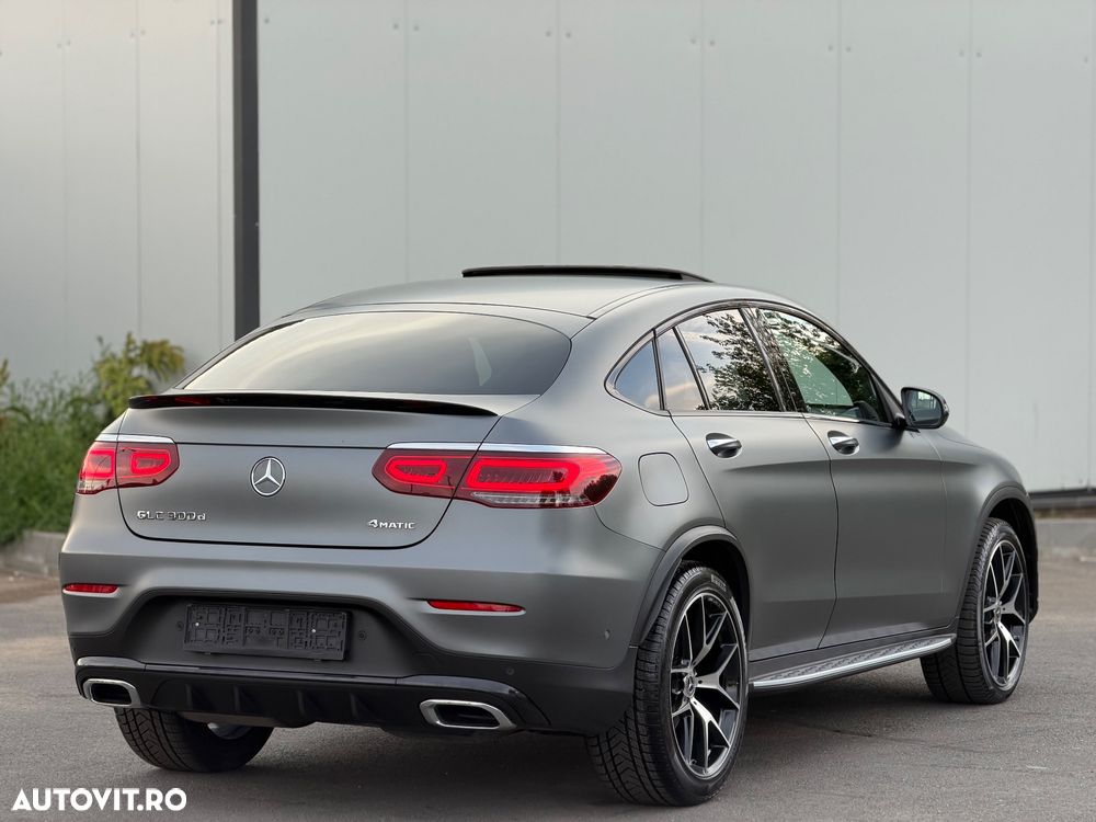 Mercedes-Benz GLC Coupe 300 d 4Matic 9G-TRONIC AMG Line Plus - 3