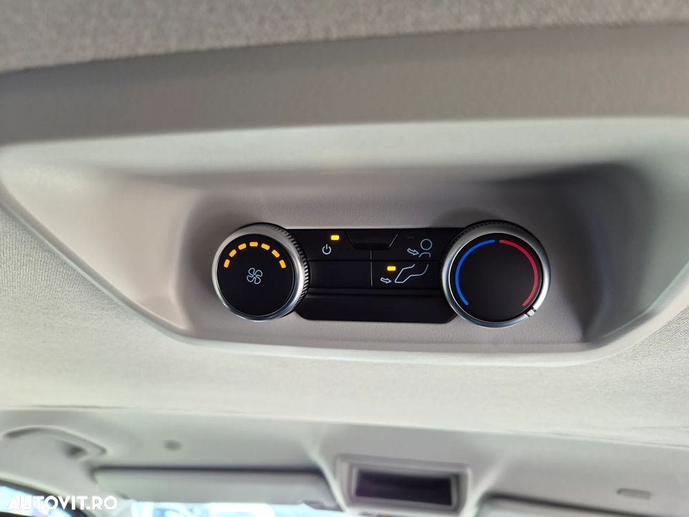 Ford Transit Custom 320L 2.0 EcoBlue 136 CP 6MT L2H1 FWD Trend - 12