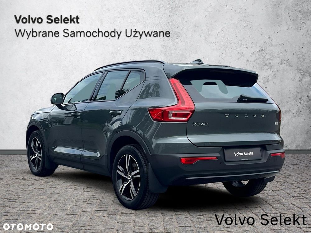 Volvo XC 40 - 5