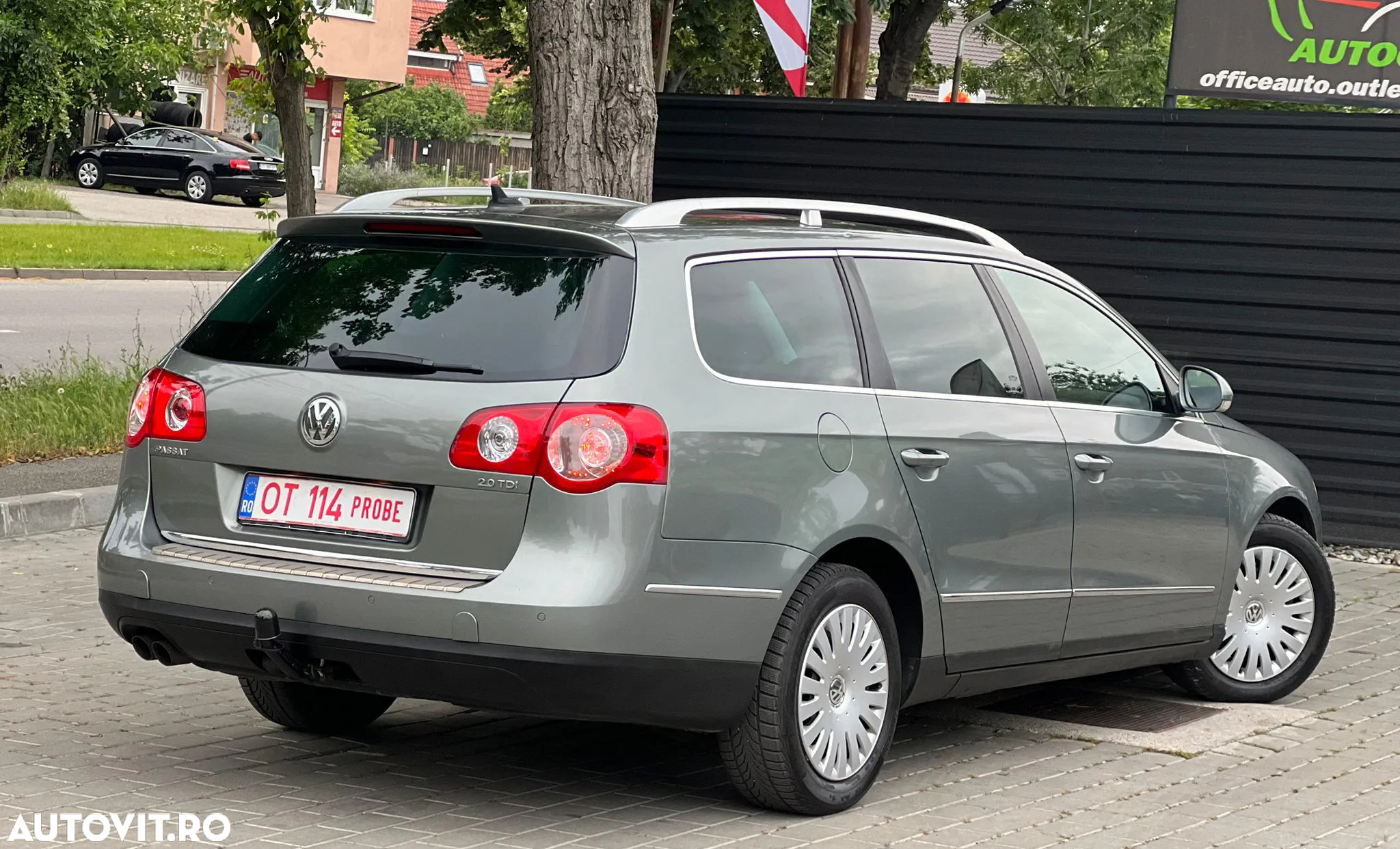 Volkswagen Passat Variant 2.0 TDI BlueMotion Technology DPF Comfortline - 5