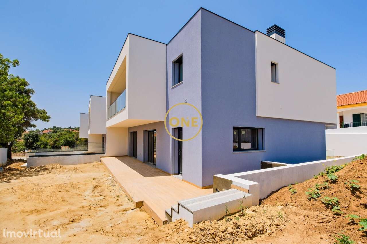 Moradia T4 Nova | Piscina Privativa | Condomínio Fechado | Cascais - Grande imagem: 5/33