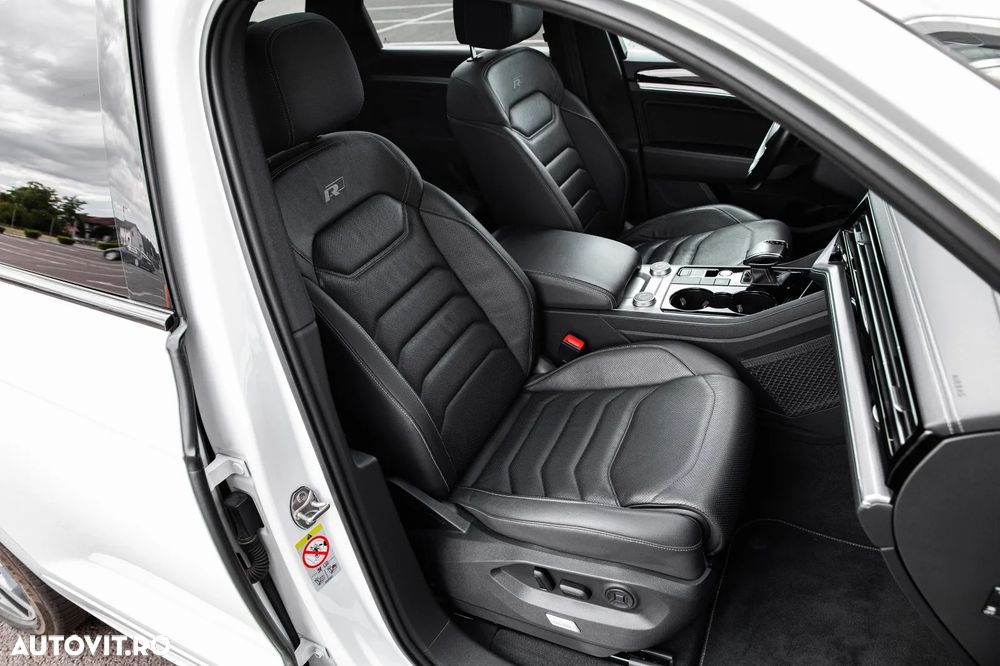Volkswagen Touareg - 25