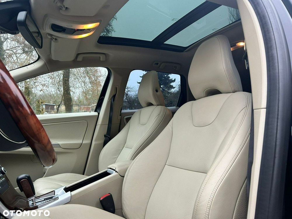 Volvo XC 60 - 7