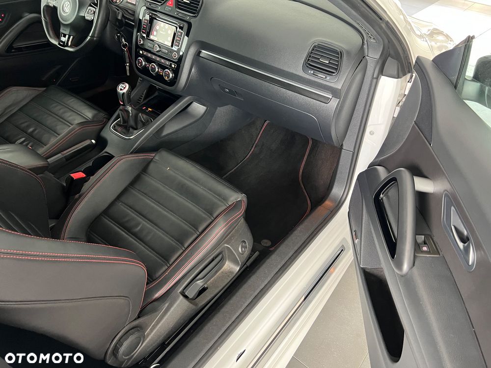 Volkswagen Scirocco - 23