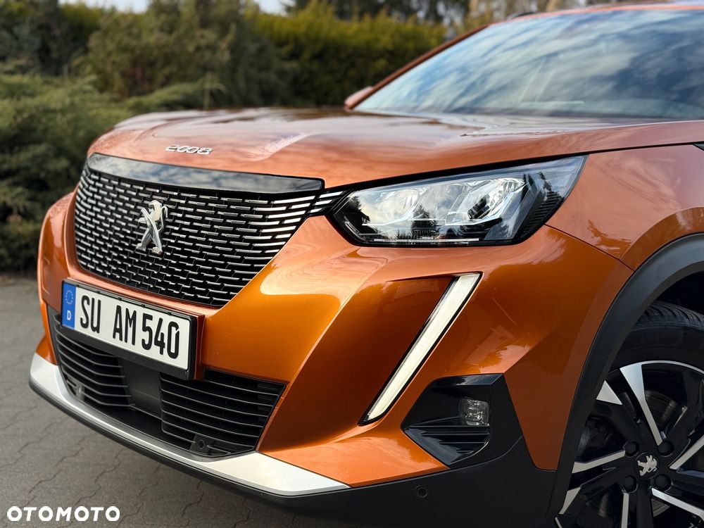 Peugeot 2008 BlueHDi 130 EAT8 Allure Pack - 25