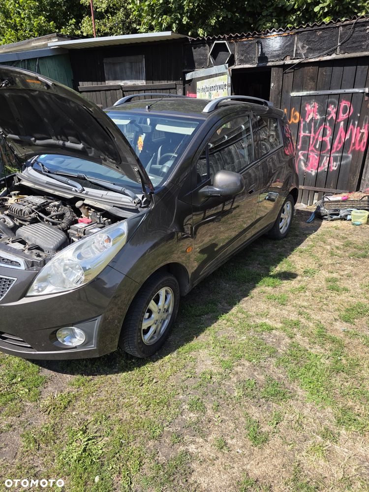Chevrolet Spark 2010 photo 2