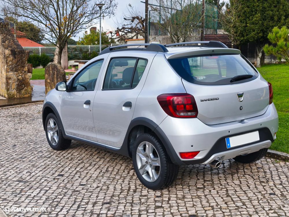 Dacia Sandero 1.5 dCi Stepway - 3