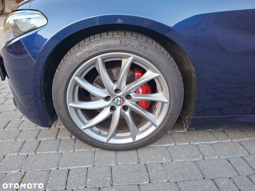 Alfa Romeo Giulia 2.2 D Turbo Super - 27