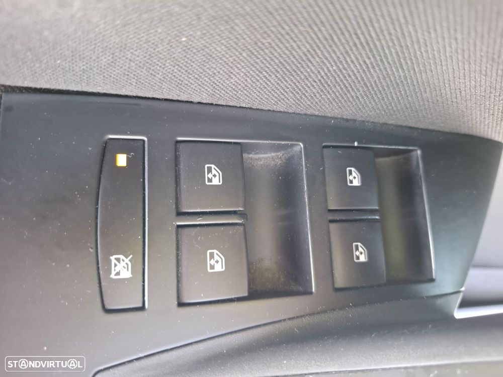 Opel Astra 1.6 CDTI Innovation S/S - 38