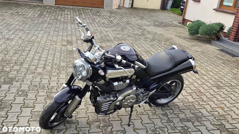 Yamaha MT - 38