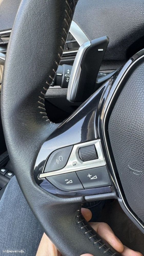 Peugeot 3008 1.2 PureTech Allure EAT8 - 21