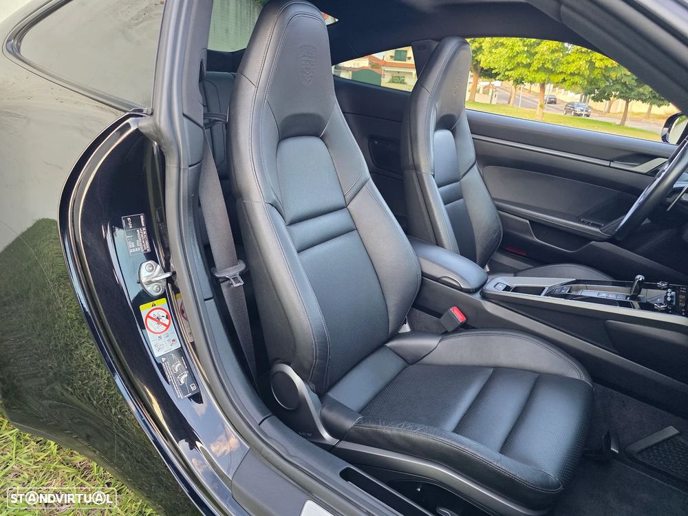 Porsche 911 (992) Carrera PDK - 25