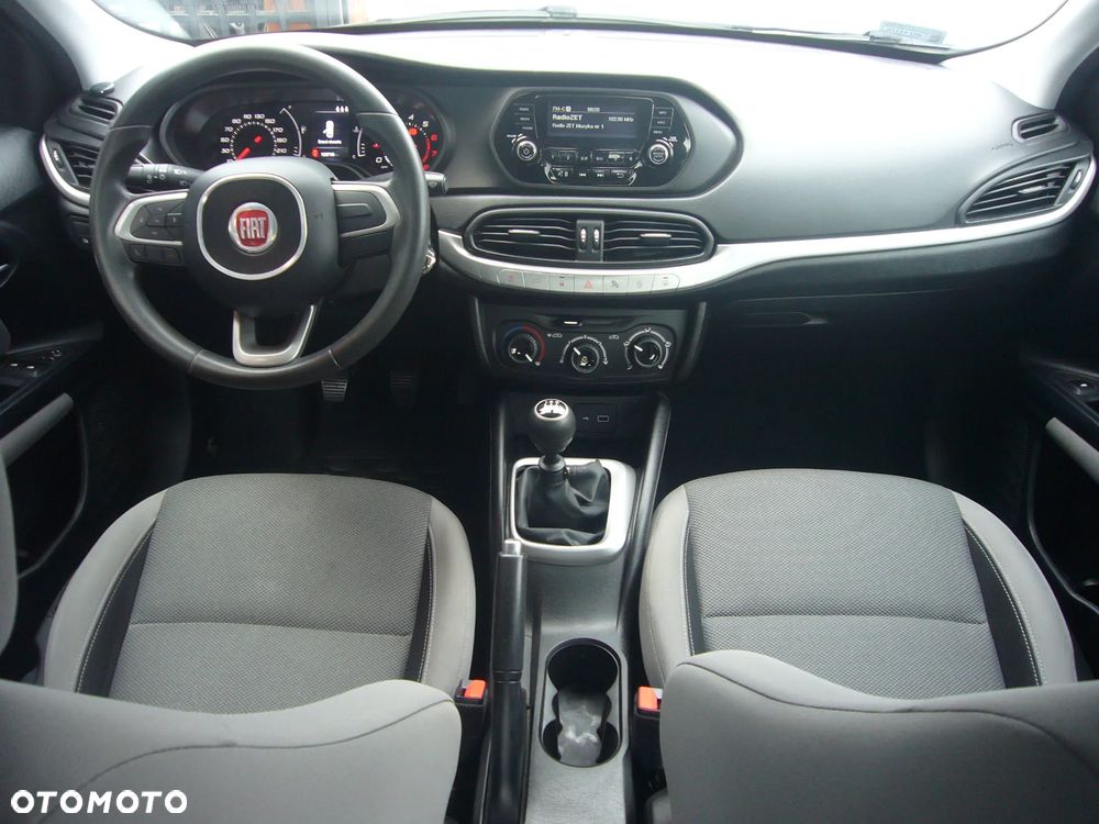 Fiat Tipo 1.4 16V - 15