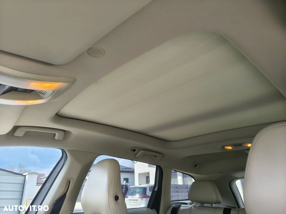 Volvo XC 60 D5 AWD Aut. Summum - 29