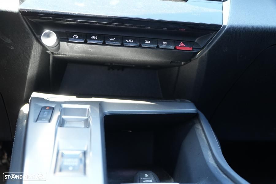 Peugeot 308 PureTech 130 EAT8 Allure - 8