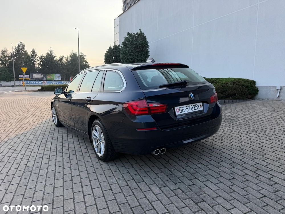 BMW Seria 5 525d Sport-Aut Luxury Line - 6