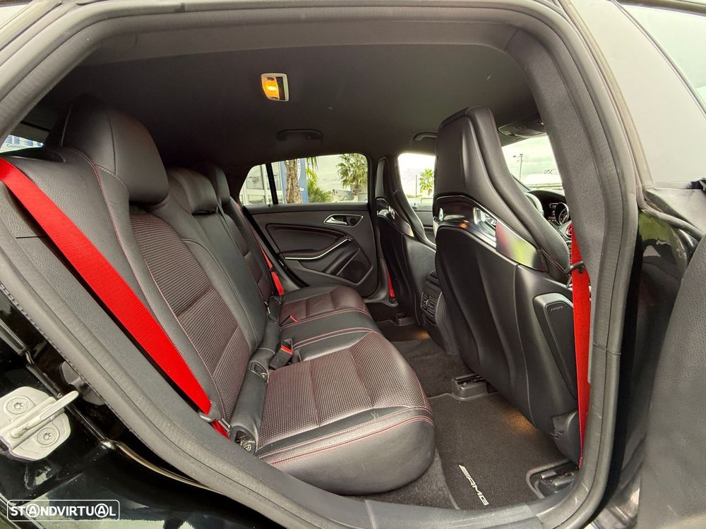 Mercedes-Benz CLA 45 AMG Shooting Brake 4-Matic - 27