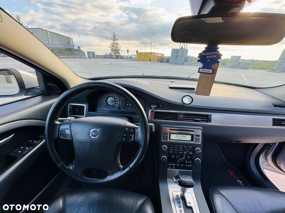 Volvo V70 2.5T Summum - 21