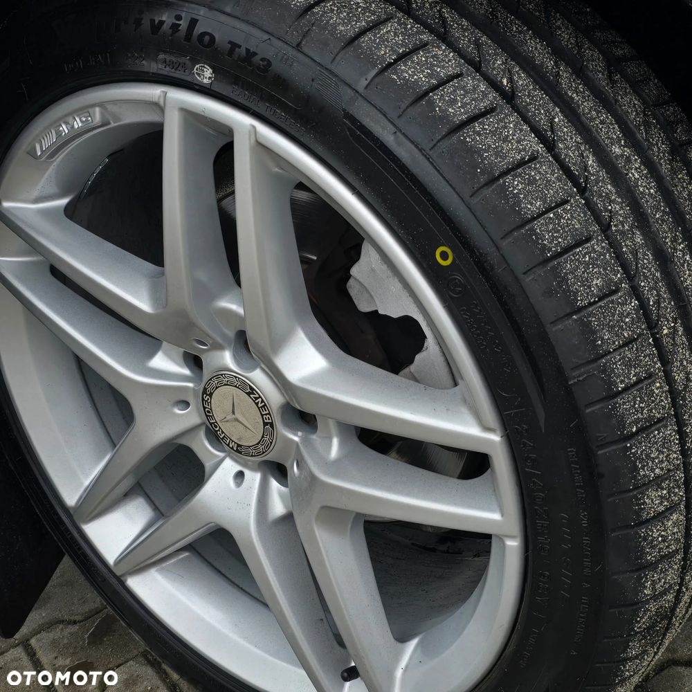 Mercedes-Benz Klasa E 220 d 9G-TRONIC AMG Line - 18