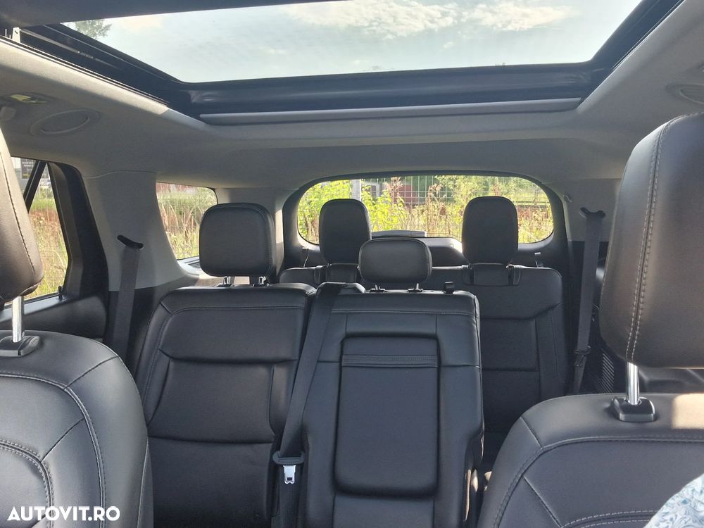 Ford Explorer - 14