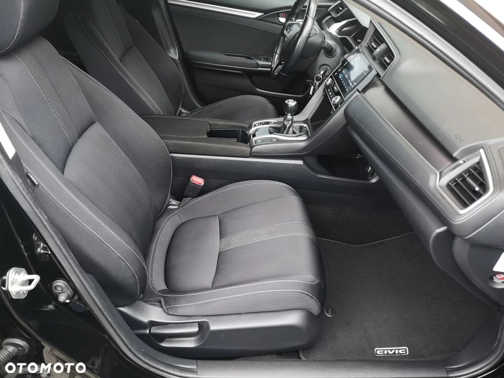 Honda Civic 1.6 i-DTEC Executive Navi - 31