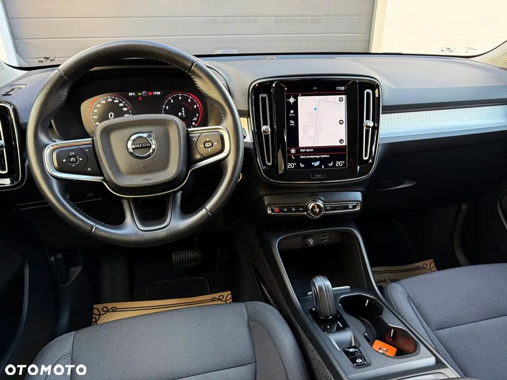 Volvo XC 40 B4 B AWD Geartronic Momentum Pro - 19