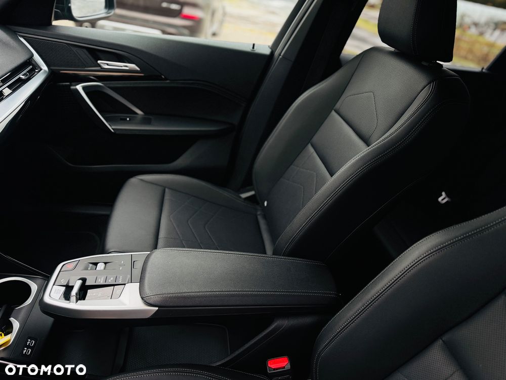 BMW X1 sDrive18d Sport Line - 24