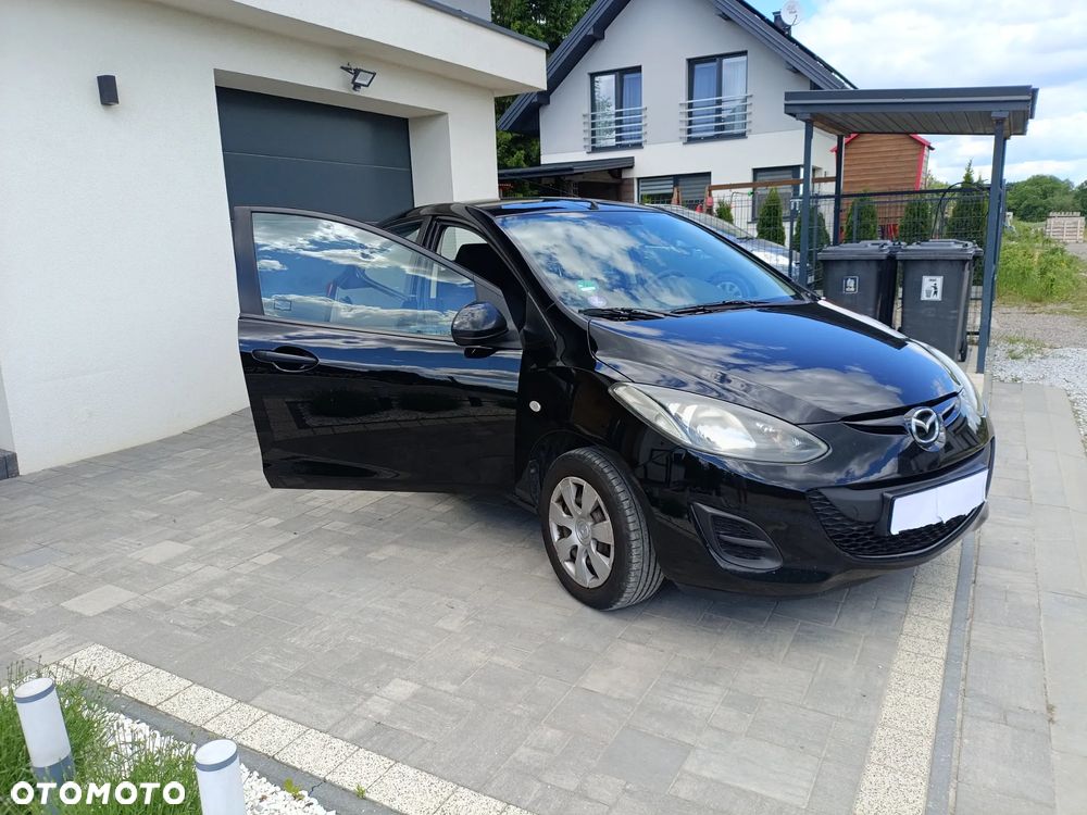 Mazda 2 - 3