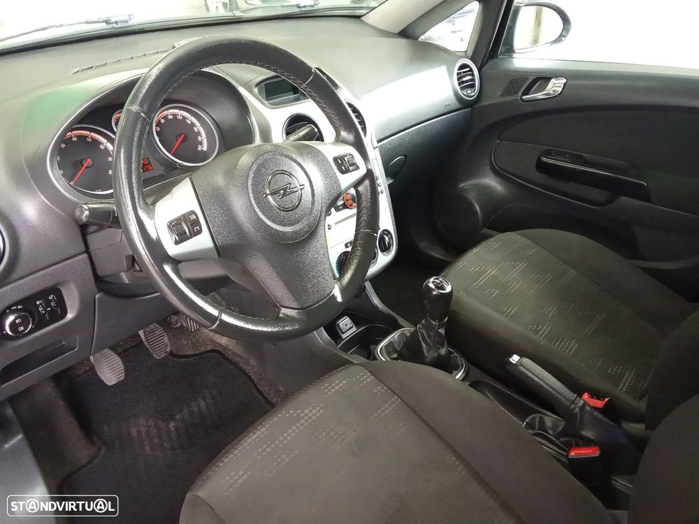 Opel Corsa 1.2 Enjoy - 6