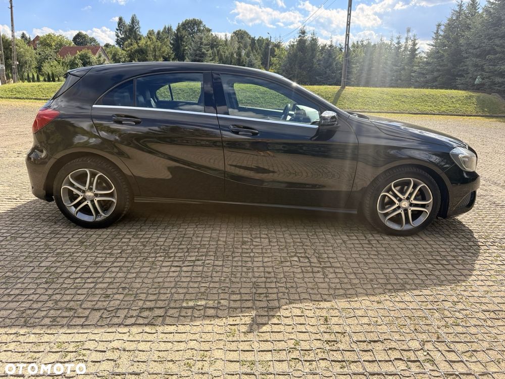 Mercedes-Benz Klasa A 200 d 7G-DCT AMG Line - 9