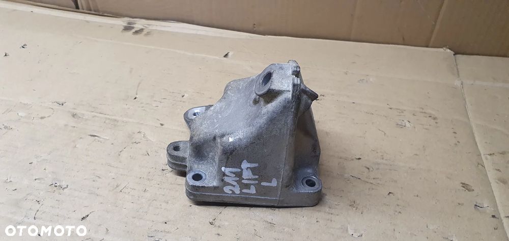 Łapa mocowanie wspornik silnika Mercedes E-Klasa W211 3.0 3.5 V6 A2722231704 - 3