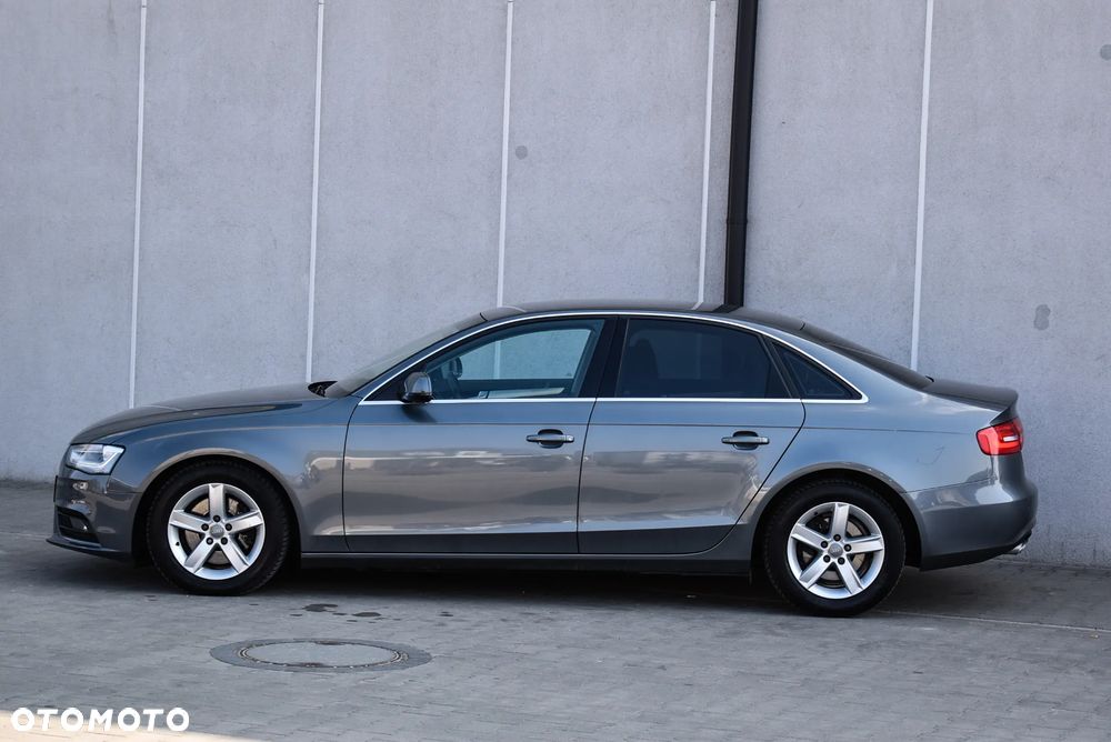 Audi A4 Limousine - 20