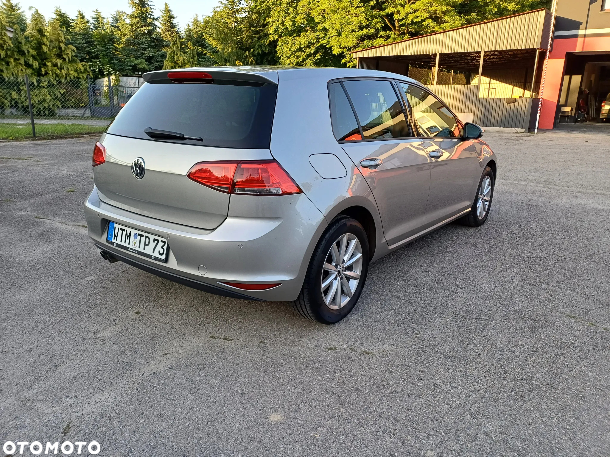 Volkswagen Golf 2.0 BlueTDI Comfortline - 3