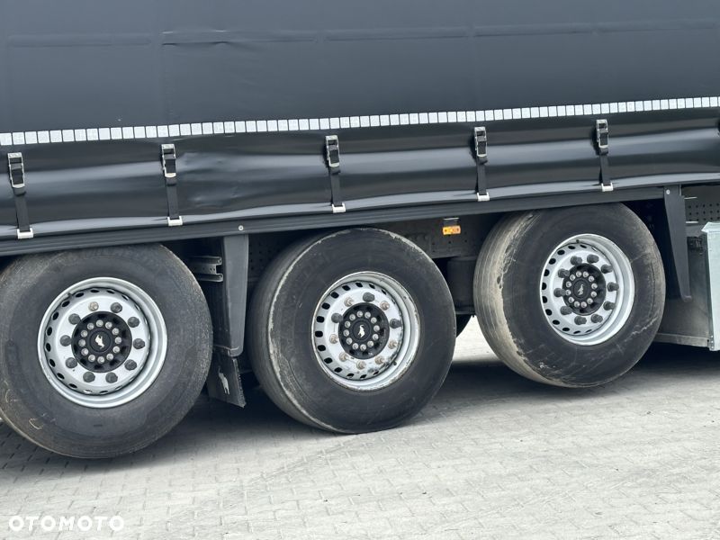 Schmitz Cargobull SCB - 7