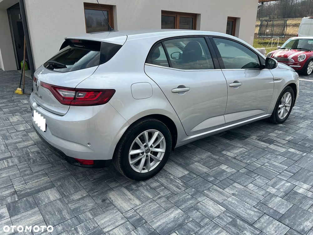 Renault Megane 1.5 Blue dCi Intens - 13