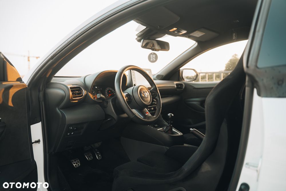 Toyota GR Yaris - 15