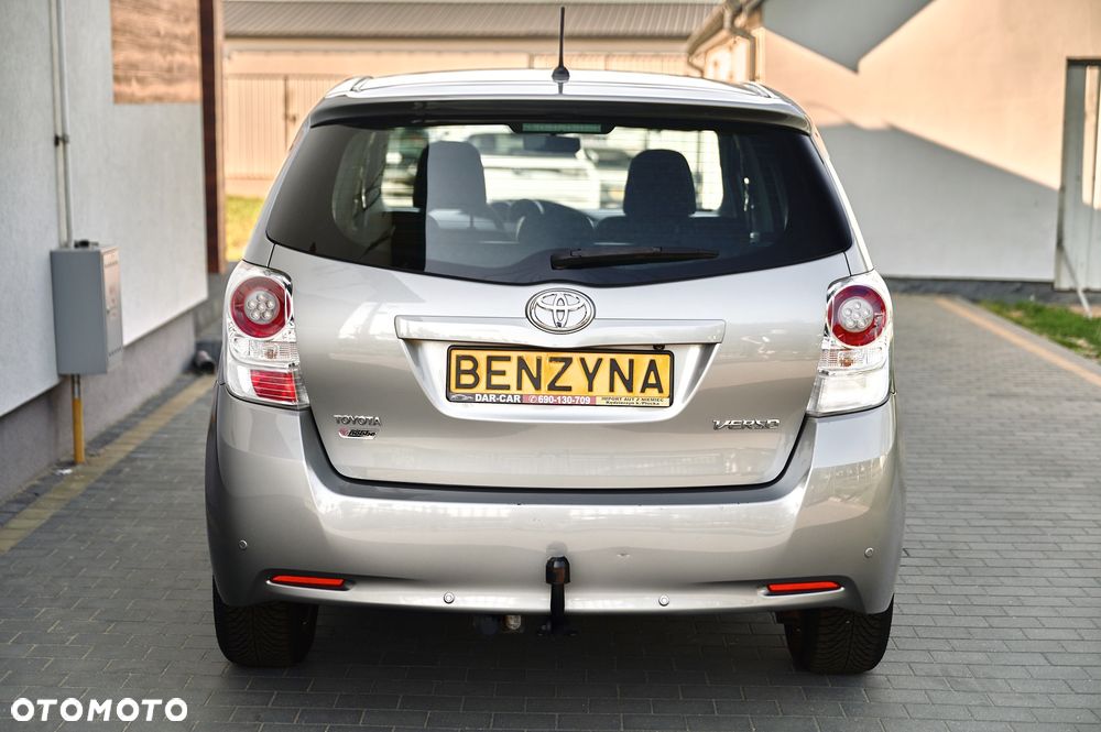 Toyota Verso 1.8 5-Sitzer Executive - 12