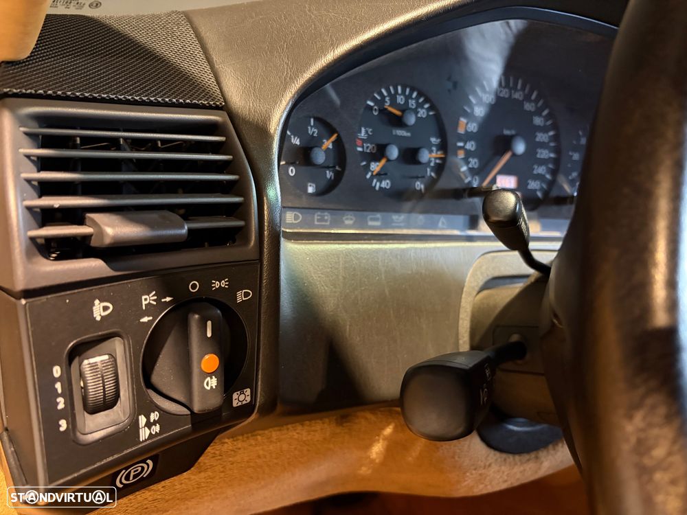 Mercedes-Benz SL 300 - 28