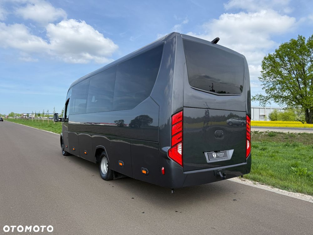 Mercedes-Benz Sprinter 519 - 14