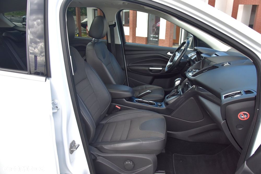 Ford Kuga 2.0 TDCi 4x4 Individual - 28