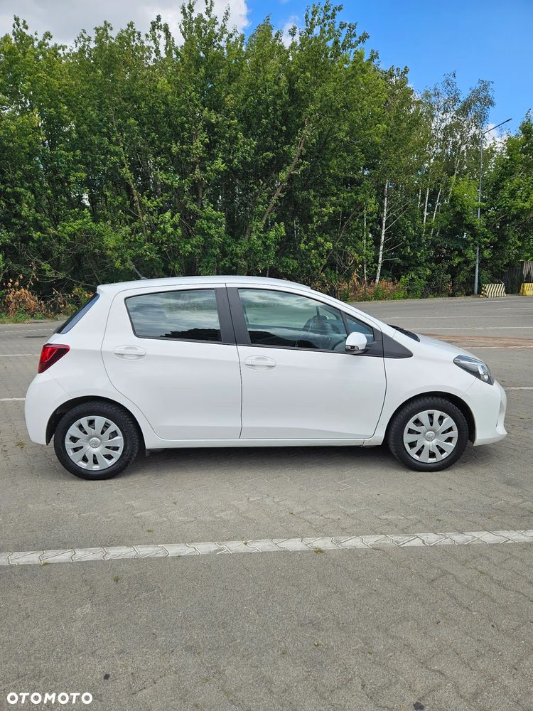 Toyota Yaris - 7