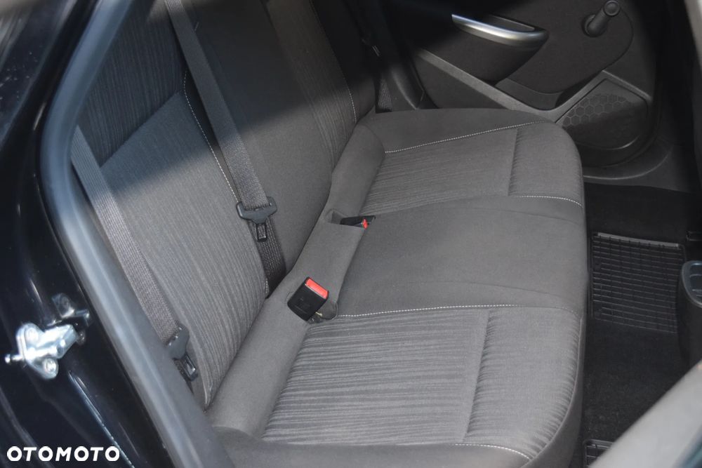 Opel Astra - 16