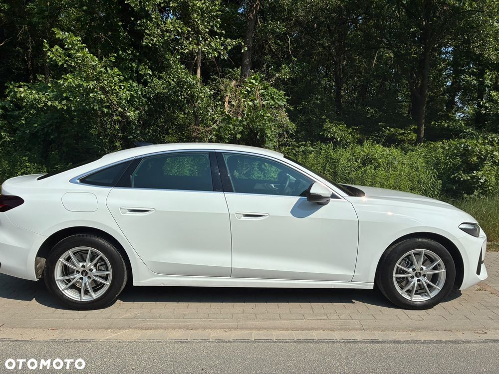 Audi A5 Limousine - 5