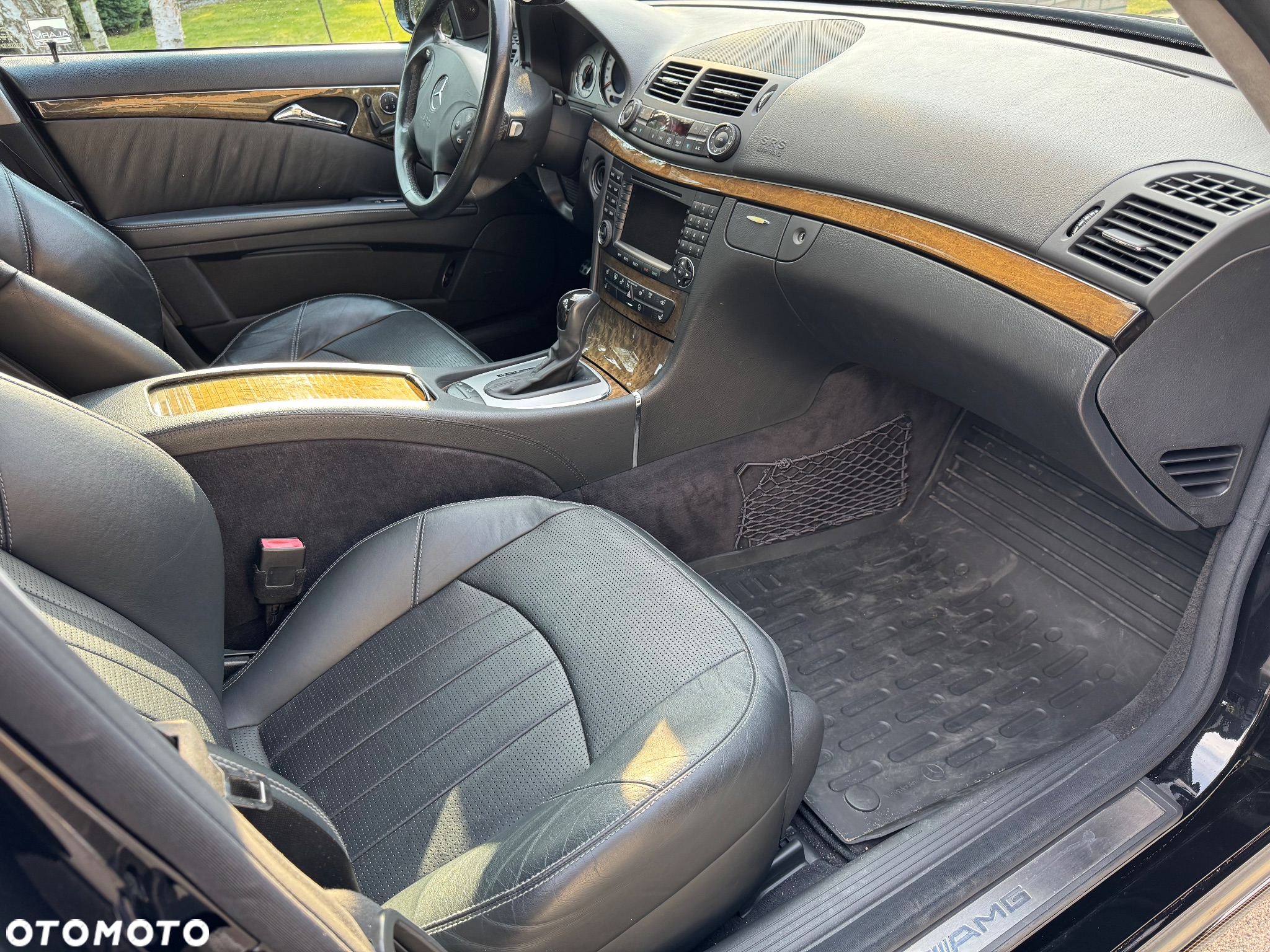 Mercedes-Benz Klasa E 55 AMG T Automatik - 14