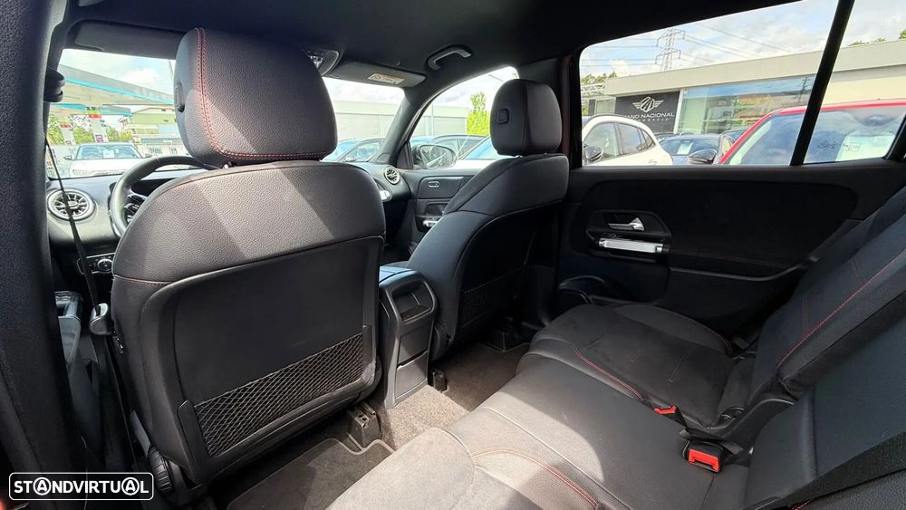 Mercedes-Benz GLB 180 d AMG Line - 13