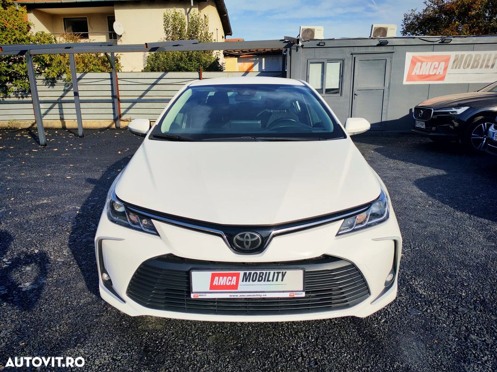 Toyota Corolla - 3