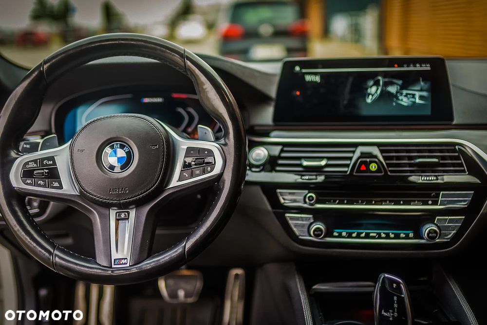 BMW Seria 5 - 22