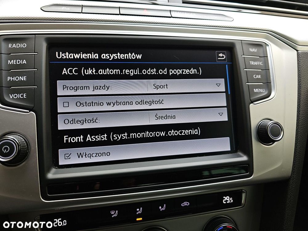 Volkswagen Passat 2.0 TDI BMT Comfortline - 25